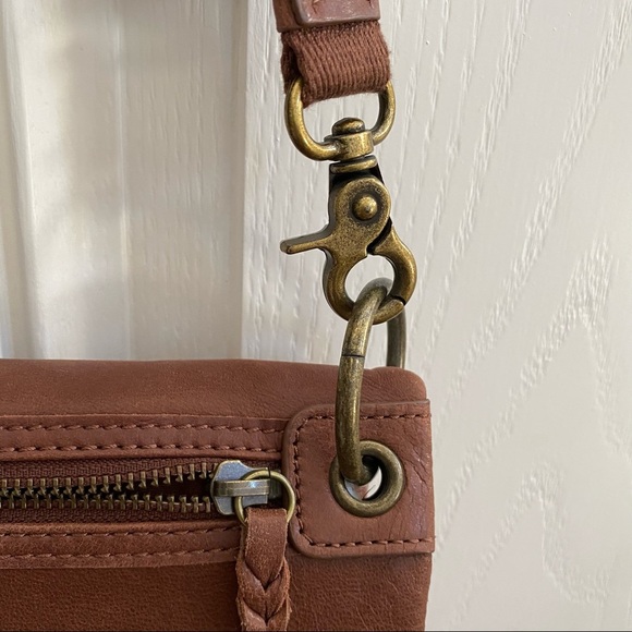 The Sak womens folded leather handbag medium size - Picture 2 of 7